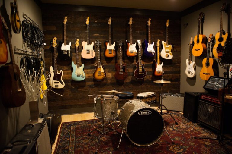 Casino Guitars interior